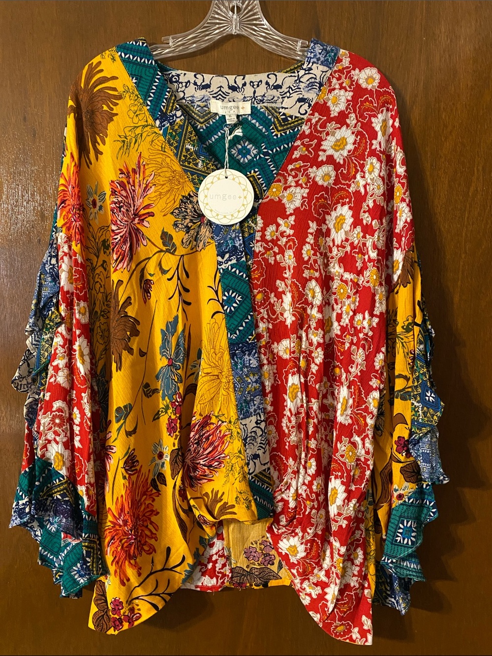 NWT Umgee Floral Top